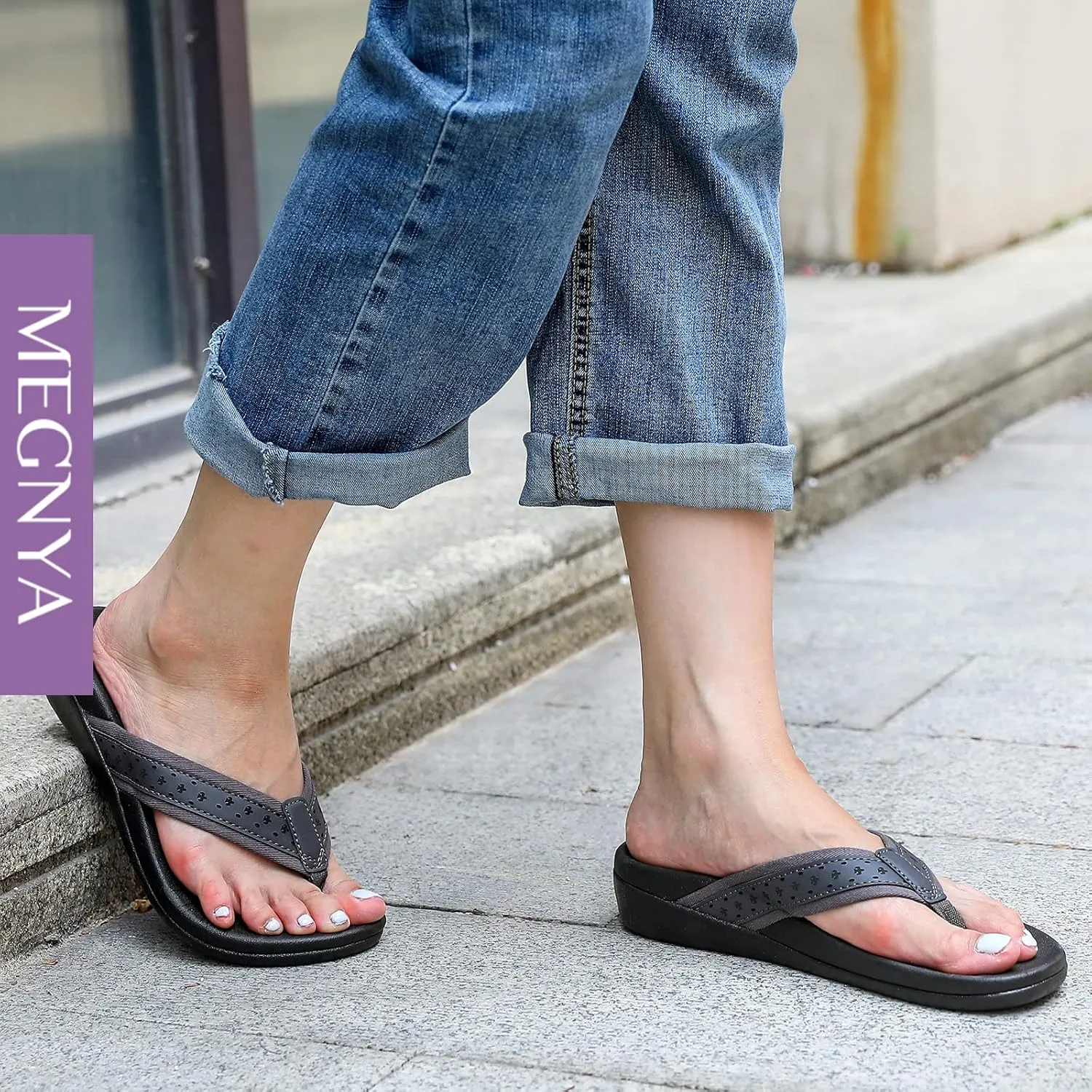 MEGNYA Womens Orthopedic Sandals with Arch Support, Summer Plantar Fasciitis Flip Flops for Flat Feet, Comfortable Cushioned Foam Slippers for Outdoor Beach
