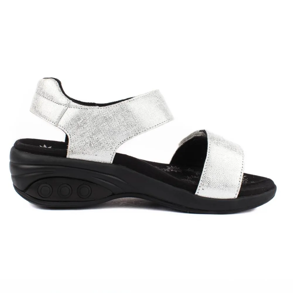 Melody Adjustable Leather Sandal