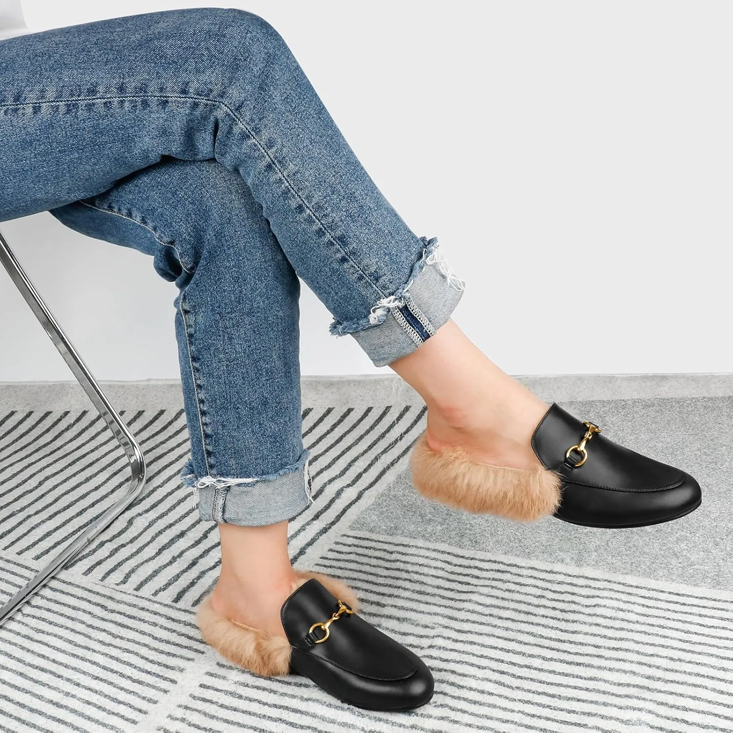 Mules for Women, Round Toe Backless Slip On Mule Flats Loafers Backless Faux Fur Slides Mules Shoes