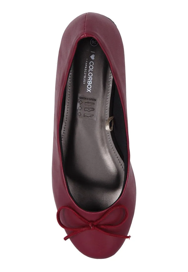 Round Toe Flat Shoes - Maroon