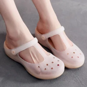 Women's Classic Transparent Solid Color Clogs Comfortable, Soft, and Non Slip Jelly Beach Sandals Outdoor Leisure Water Slippers