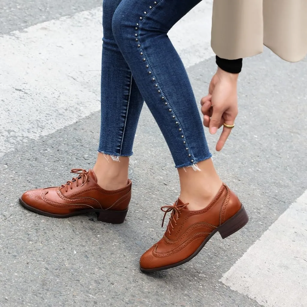 Women's Flat Saddle Oxford Shoes Two Toned Wingtip Perforated Lace Up Low Heel School Uniform Oxfords Brogues