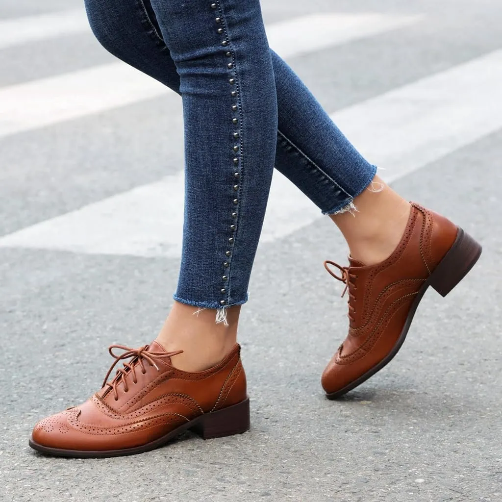 Women's Flat Saddle Oxford Shoes Two Toned Wingtip Perforated Lace Up Low Heel School Uniform Oxfords Brogues
