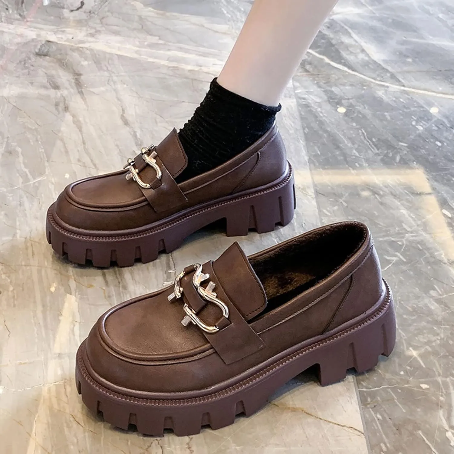Womens Shoes Spring and Autumn Flat Shoes Women's Leather Shoes Thick Soled Casual Shoes