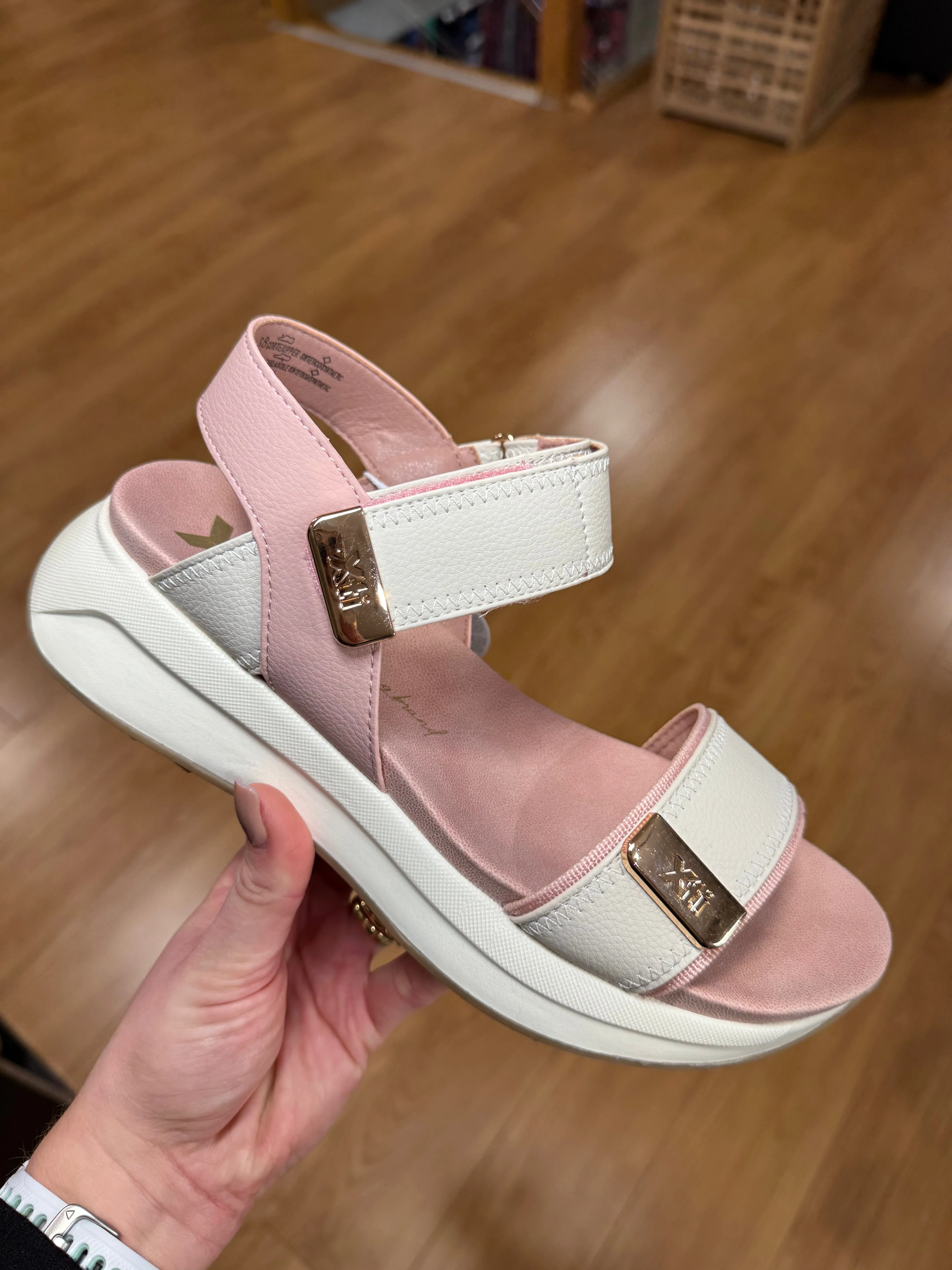 XTI Nude/Cream Wedge Sandal