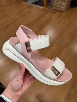 XTI Nude/Cream Wedge Sandal