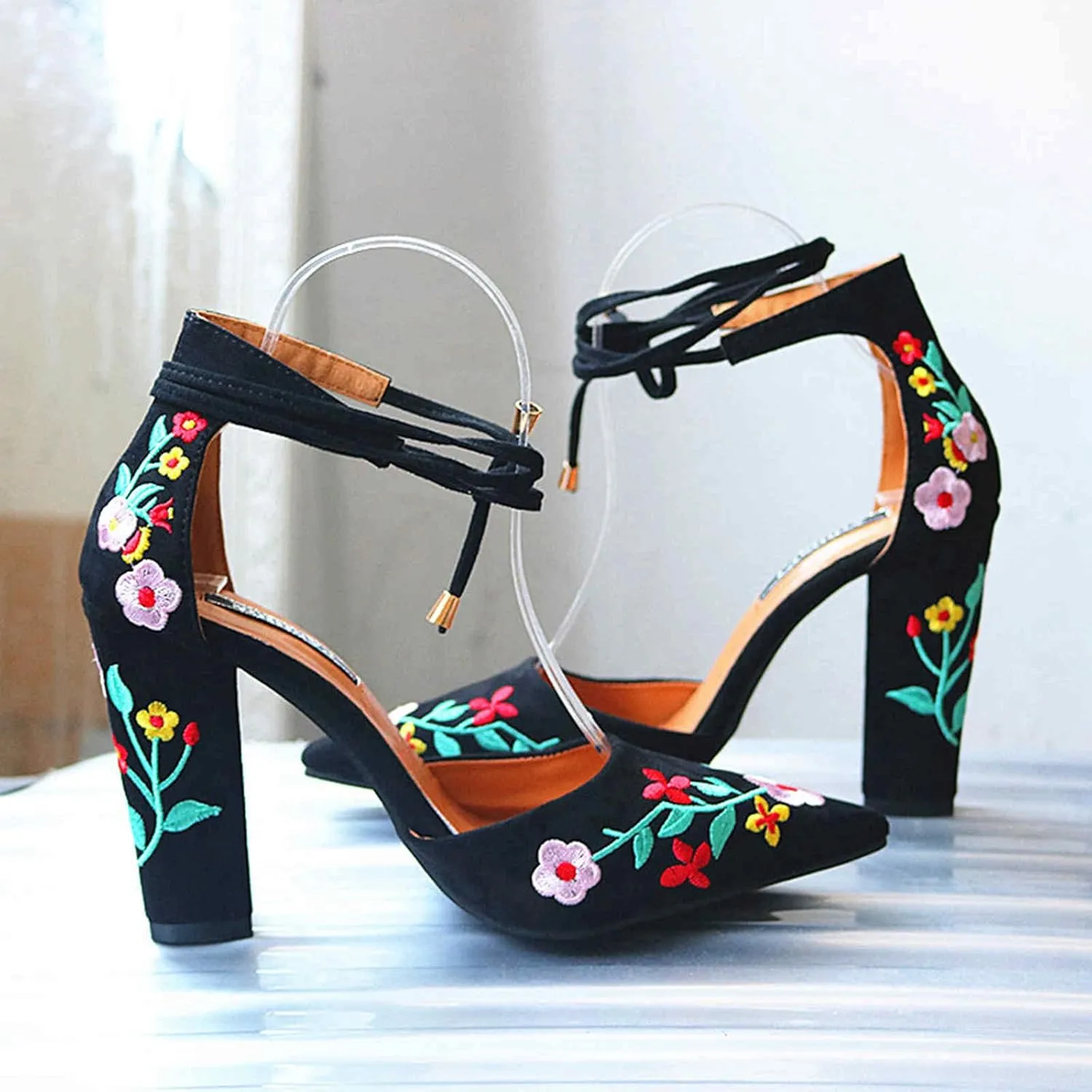 ZBYY Women's Heeled Sandals Embroidered Floral High Heels Pointed Toe Sandals Chunky Heel Lace Up Party Pumps Sandals